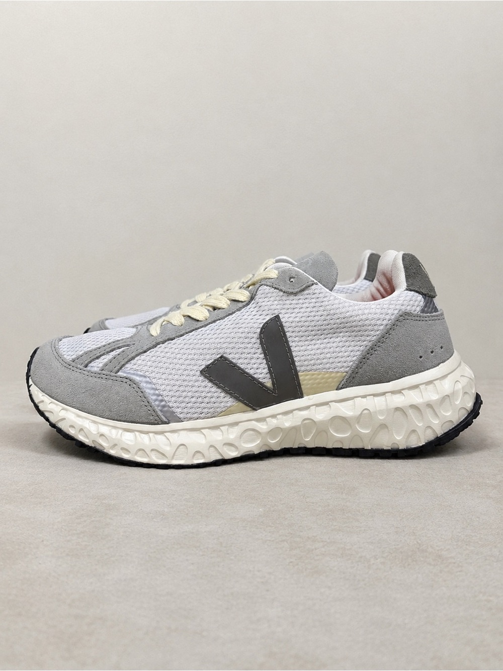 Veja CONDOR ROYALE ALVEOMESH LIGHT GREY Sneakers Women’s SZ 7 NWOB Never Worn!